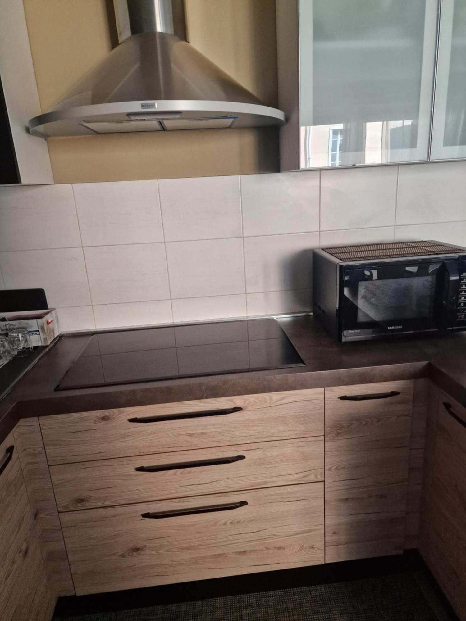 Varese Prime: Central Apartment with AC and Parking Near Train Station Exterior photo