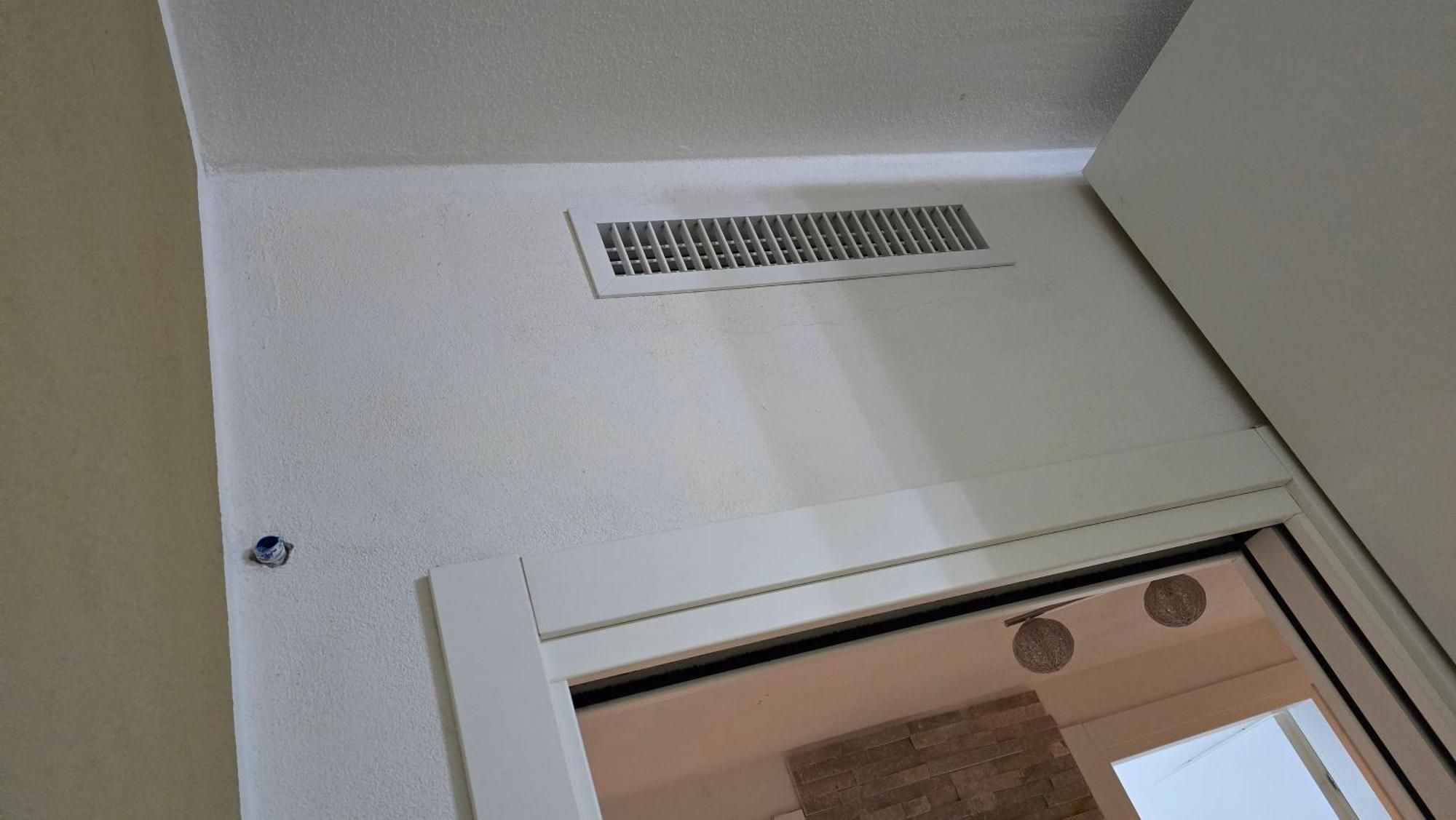Varese Prime: Central Apartment with AC and Parking Near Train Station Exterior photo